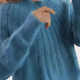 Irena™ - Пуловер с кръгло деколте и пухкава яка