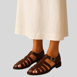 Pavel™ - Затворени сандали с елегантна катарама.