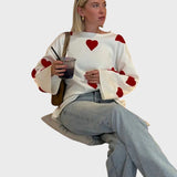 Hristina™ - Плетен пуловер с бродирани сърца