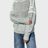 Roumiana™ – Плетена пуловер с висока яка